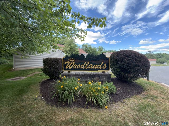 20 Partridge Court 20, Windsor Locks, CT 06096