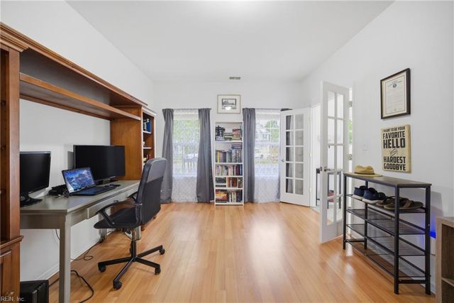 2208 Bagelwood CT, Virginia Beach, VA 23456