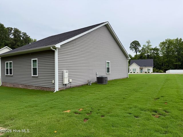 18 Wildberry Court, Rocky Mount, NC 27804
