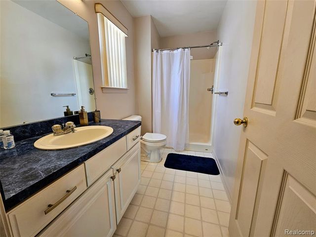 23421 Westwood Drive, Trenton, MI 48183