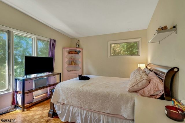 110 Cupsaw Ave, Ringwood Boro, NJ 07456
