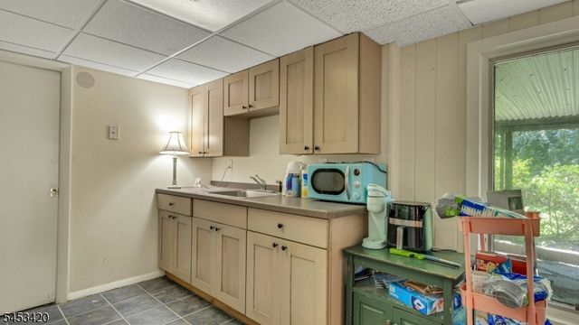 110 Cupsaw Ave, Ringwood Boro, NJ 07456