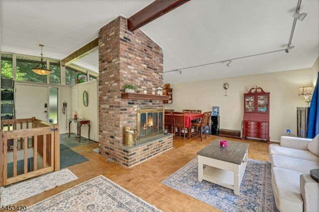 110 Cupsaw Ave, Ringwood Boro, NJ 07456