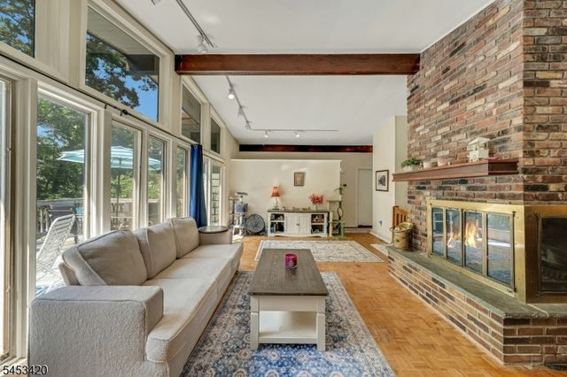 110 Cupsaw Ave, Ringwood Boro, NJ 07456