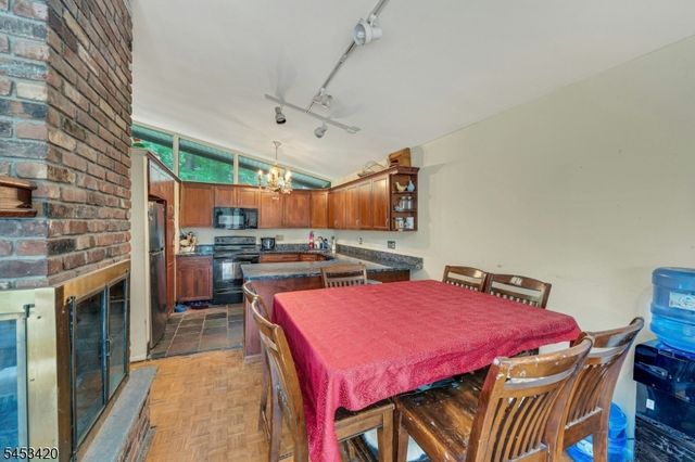 110 Cupsaw Ave, Ringwood Boro, NJ 07456