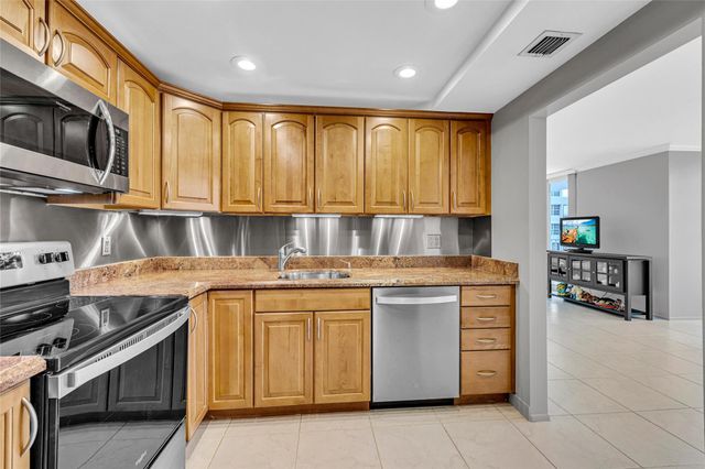1170 N Federal Hwy 312, Fort Lauderdale, FL 33304