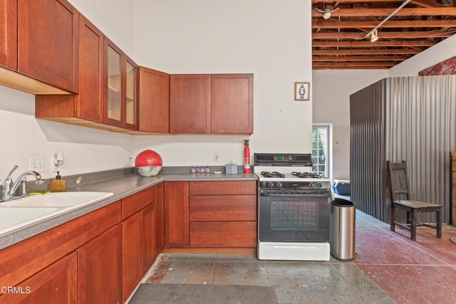 1312 S Pacific Avenue, San Pedro, CA 90731
