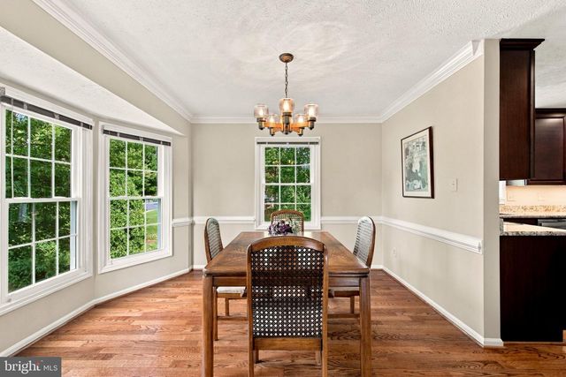 300 HELEN CT, Sterling, VA 20164