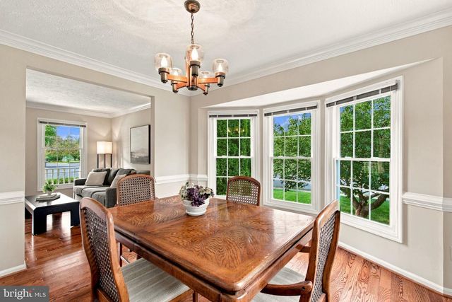300 HELEN CT, Sterling, VA 20164