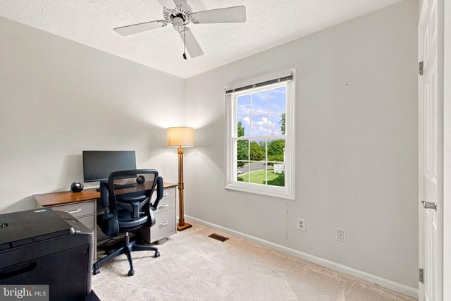 300 HELEN CT, Sterling, VA 20164