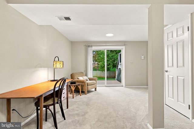 300 HELEN CT, Sterling, VA 20164
