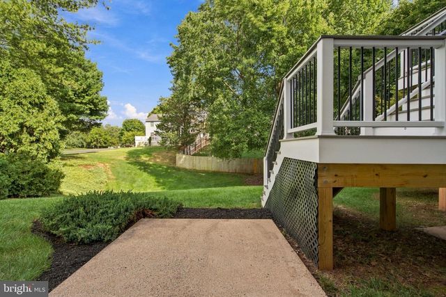 300 HELEN CT, Sterling, VA 20164