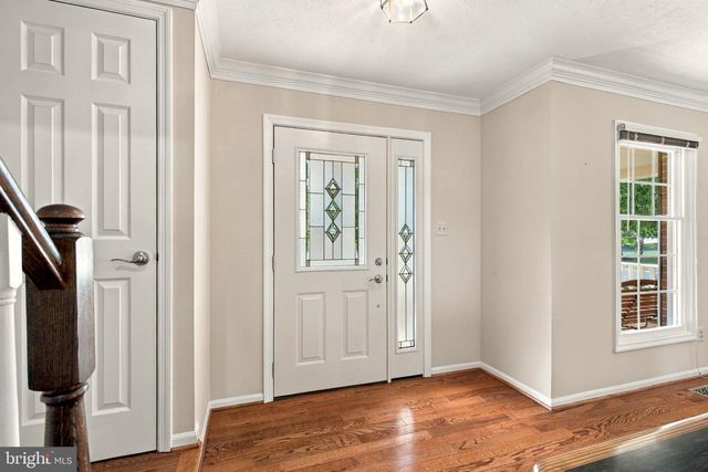 300 HELEN CT, Sterling, VA 20164