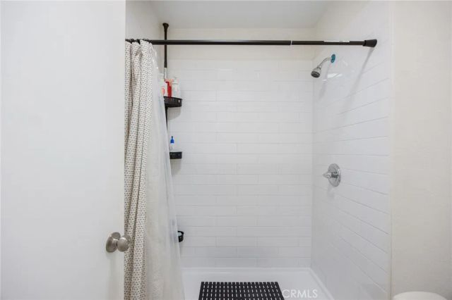 204 Springfield Avenue, Huntington Beach, CA 92648