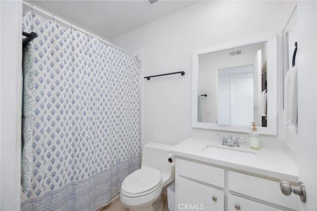 204 Springfield Avenue, Huntington Beach, CA 92648