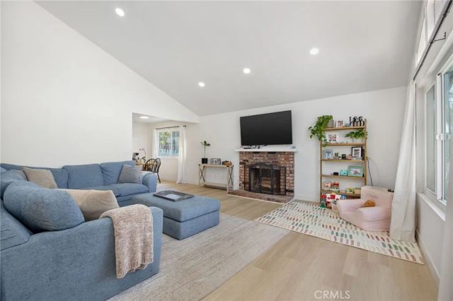 204 Springfield Avenue, Huntington Beach, CA 92648