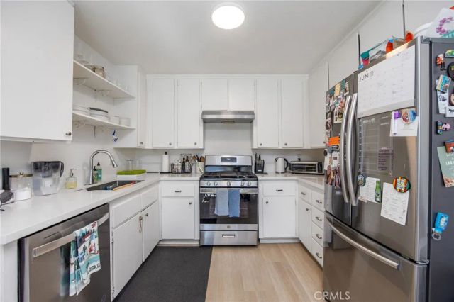 204 Springfield Avenue, Huntington Beach, CA 92648