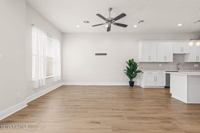 106 Gadwall Drive, Youngsville, LA 70592