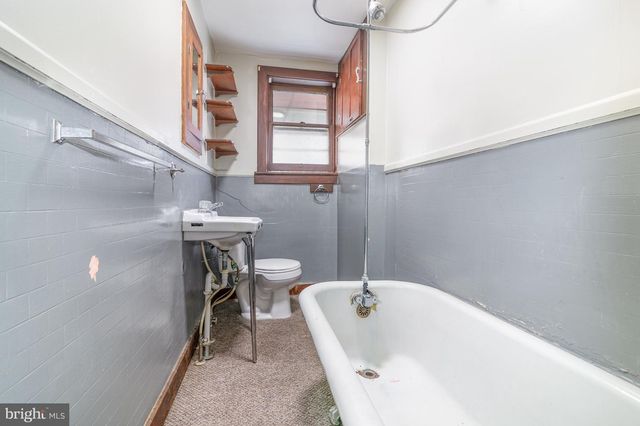 14 PENN AVE, Newport, PA 17074