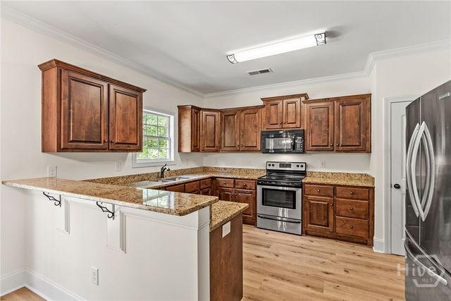 3142 Whitlow Creek Dr, Bishop, GA 30621