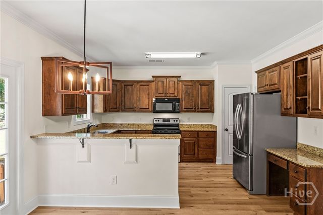 3142 Whitlow Creek Dr, Bishop, GA 30621