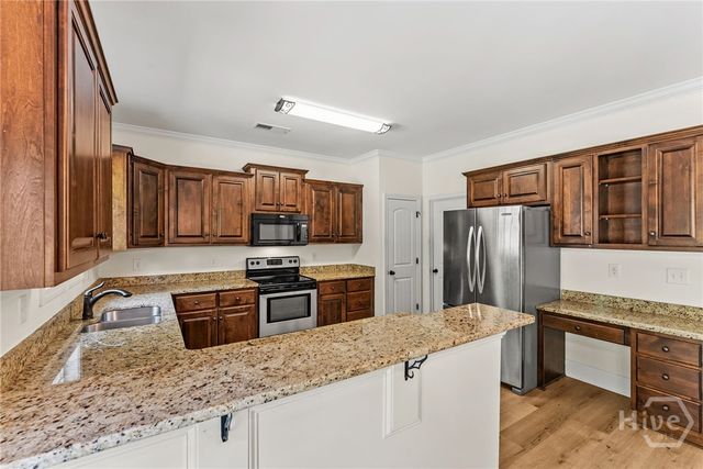 3142 Whitlow Creek Dr, Bishop, GA 30621