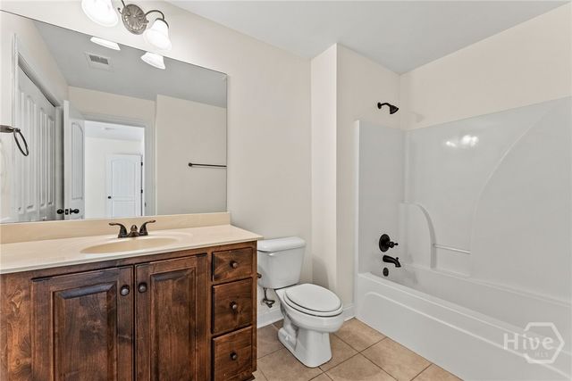 3142 Whitlow Creek Dr, Bishop, GA 30621