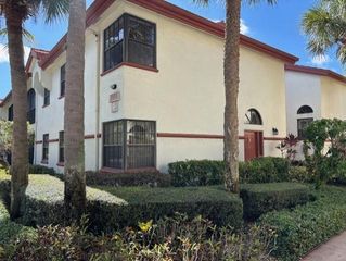 5169 Brisata Cir h, Boynton Beach, FL 33437