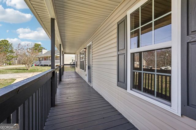 35 Ravenwood Drive, Rockmart, GA 30153