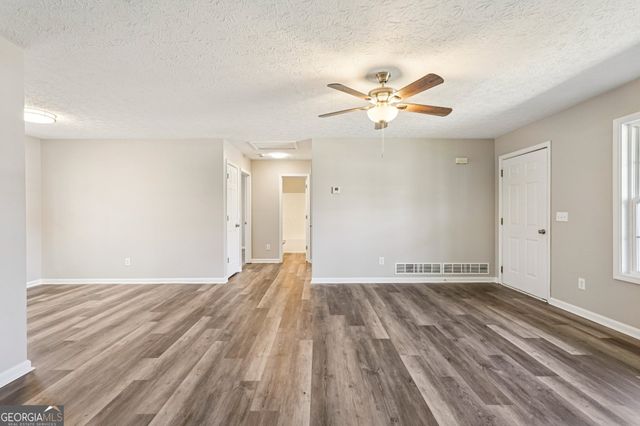 35 Ravenwood Drive, Rockmart, GA 30153