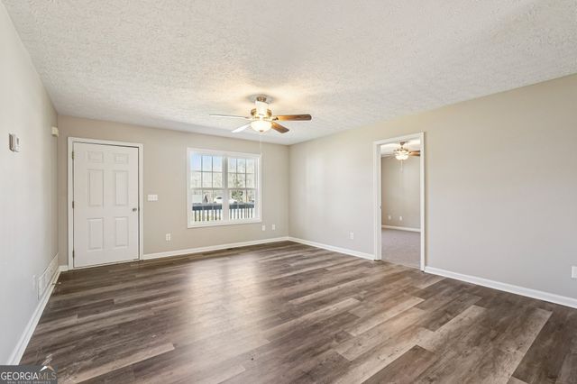 35 Ravenwood Drive, Rockmart, GA 30153