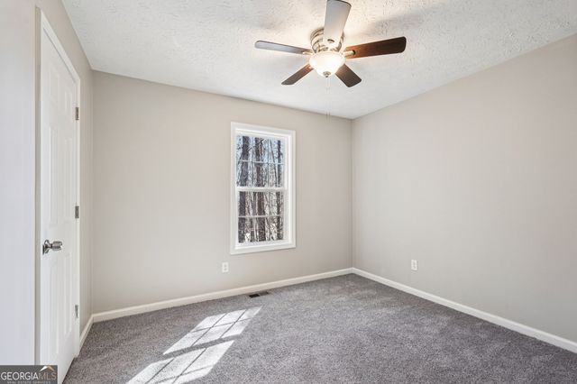 35 Ravenwood Drive, Rockmart, GA 30153