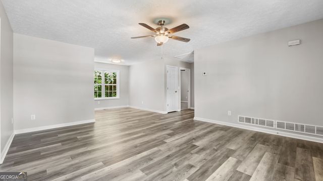 35 Ravenwood Drive, Rockmart, GA 30153