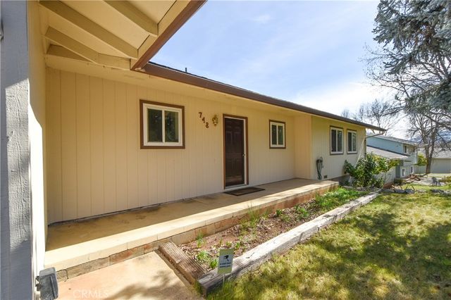 748 Meadowlark Ln., Yreka, CA 96097