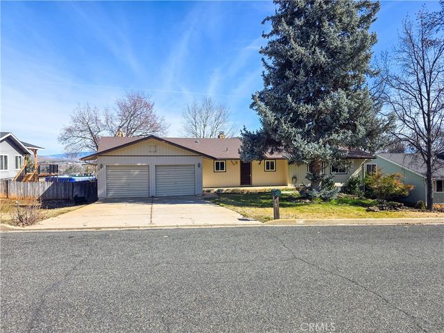 748 Meadowlark Ln., Yreka, CA 96097