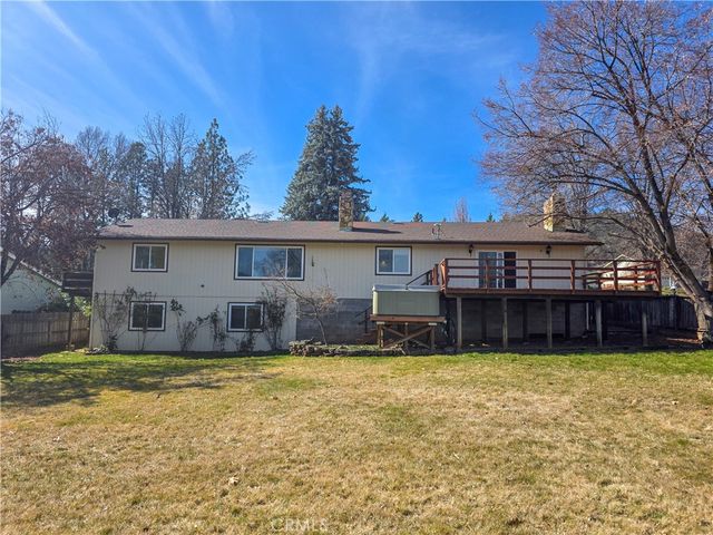 748 Meadowlark Ln., Yreka, CA 96097