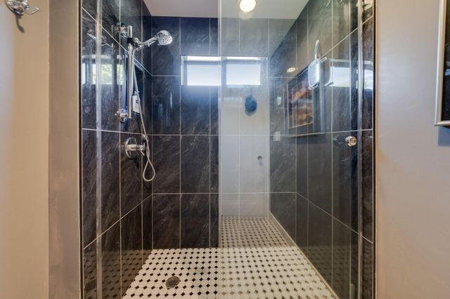 917 Fallen Leaf Way, Sacramento, CA 95864