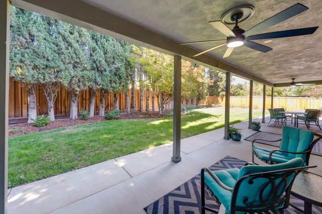 917 Fallen Leaf Way, Sacramento, CA 95864