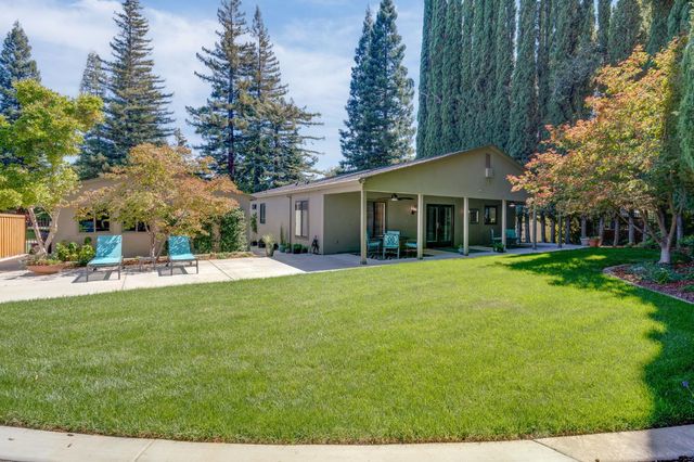 917 Fallen Leaf Way, Sacramento, CA 95864
