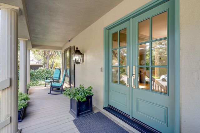 917 Fallen Leaf Way, Sacramento, CA 95864