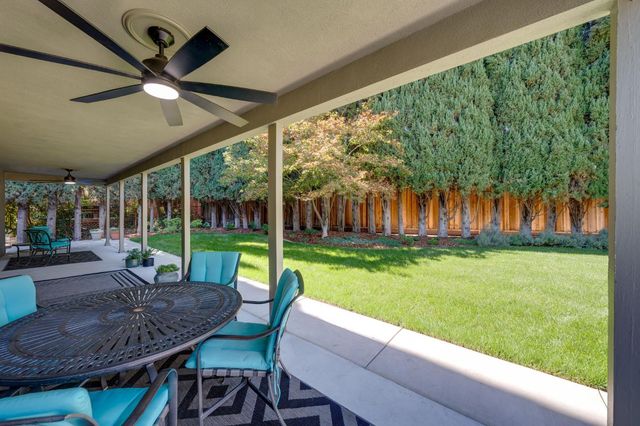 917 Fallen Leaf Way, Sacramento, CA 95864