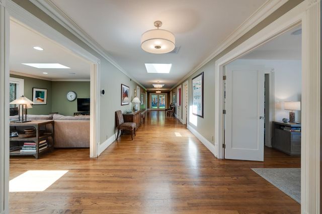 917 Fallen Leaf Way, Sacramento, CA 95864
