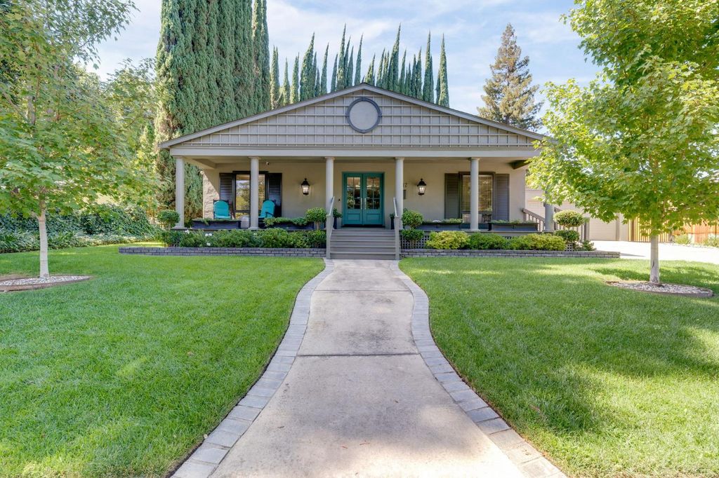 917 Fallen Leaf Way, Sacramento, CA 95864