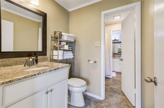 3601 Las Colinas DR B, Austin, TX 78731