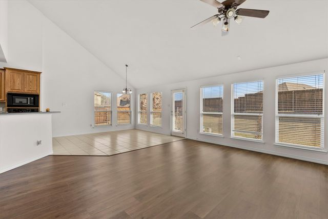 701 Setting Sun Trail, Mckinney, TX 75069