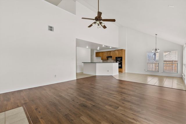 701 Setting Sun Trail, Mckinney, TX 75069