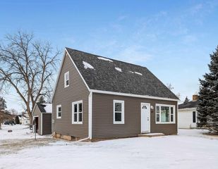 181 S WASHINGTON STREET, Berlin, WI 54923