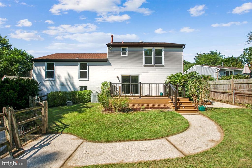 8344 DUBBS DR, Severn, MD 21144