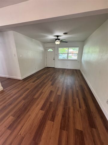 5200 Mcquade Street, Haltom City, TX 76117