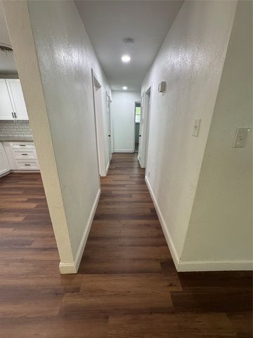5200 Mcquade Street, Haltom City, TX 76117